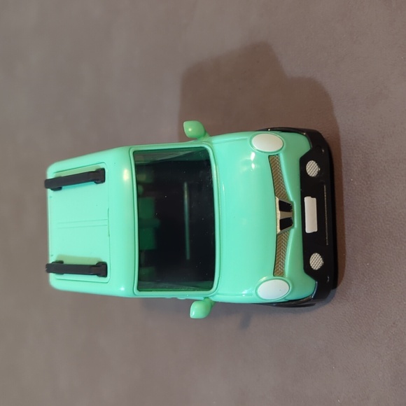 Disney Big Hero 6 The Series Squish To Fit Wasabi Car Baymax Turquoise Teal - Picture 2 of 11